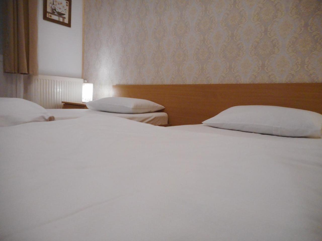 فيكتوريا Hotel Holiday Victoria المظهر الخارجي الصورة