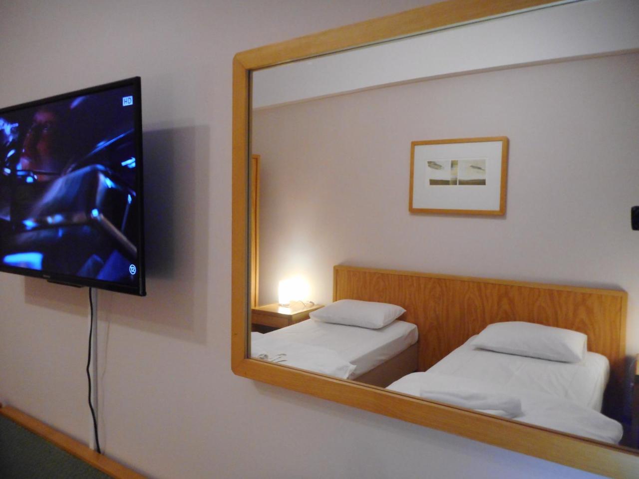 فيكتوريا Hotel Holiday Victoria المظهر الخارجي الصورة