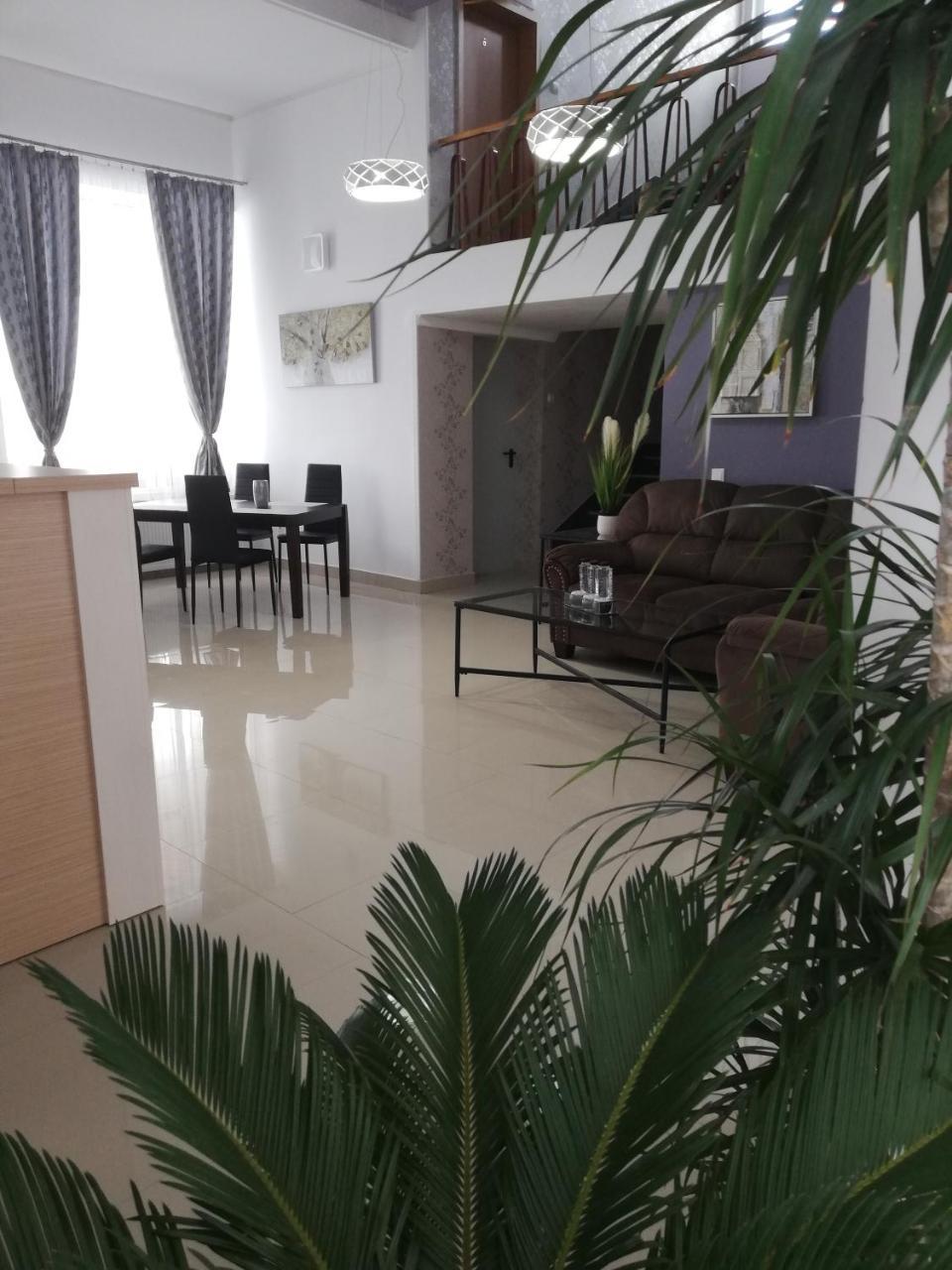 فيكتوريا Hotel Holiday Victoria المظهر الخارجي الصورة