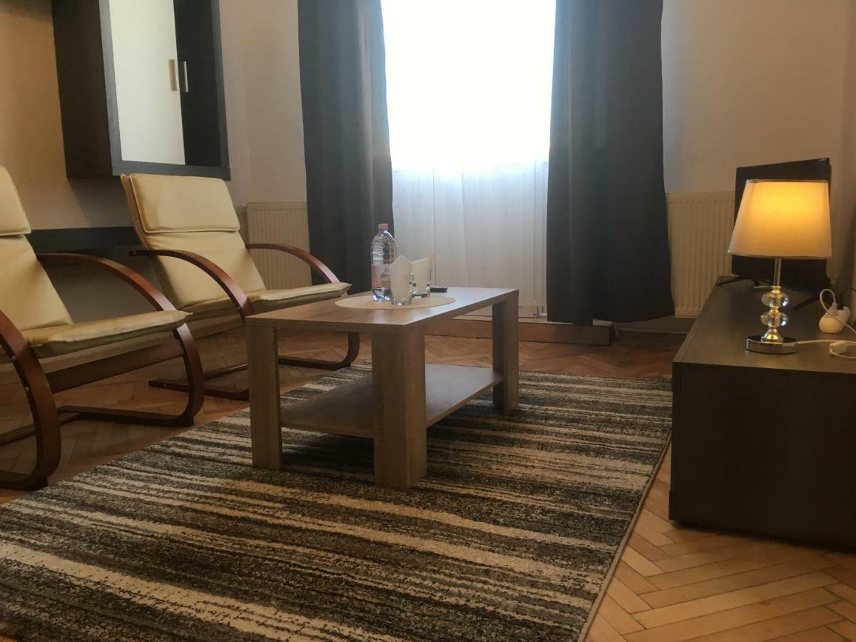 فيكتوريا Hotel Holiday Victoria المظهر الخارجي الصورة