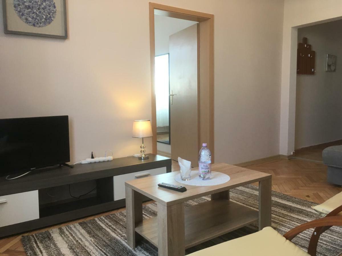 فيكتوريا Hotel Holiday Victoria المظهر الخارجي الصورة